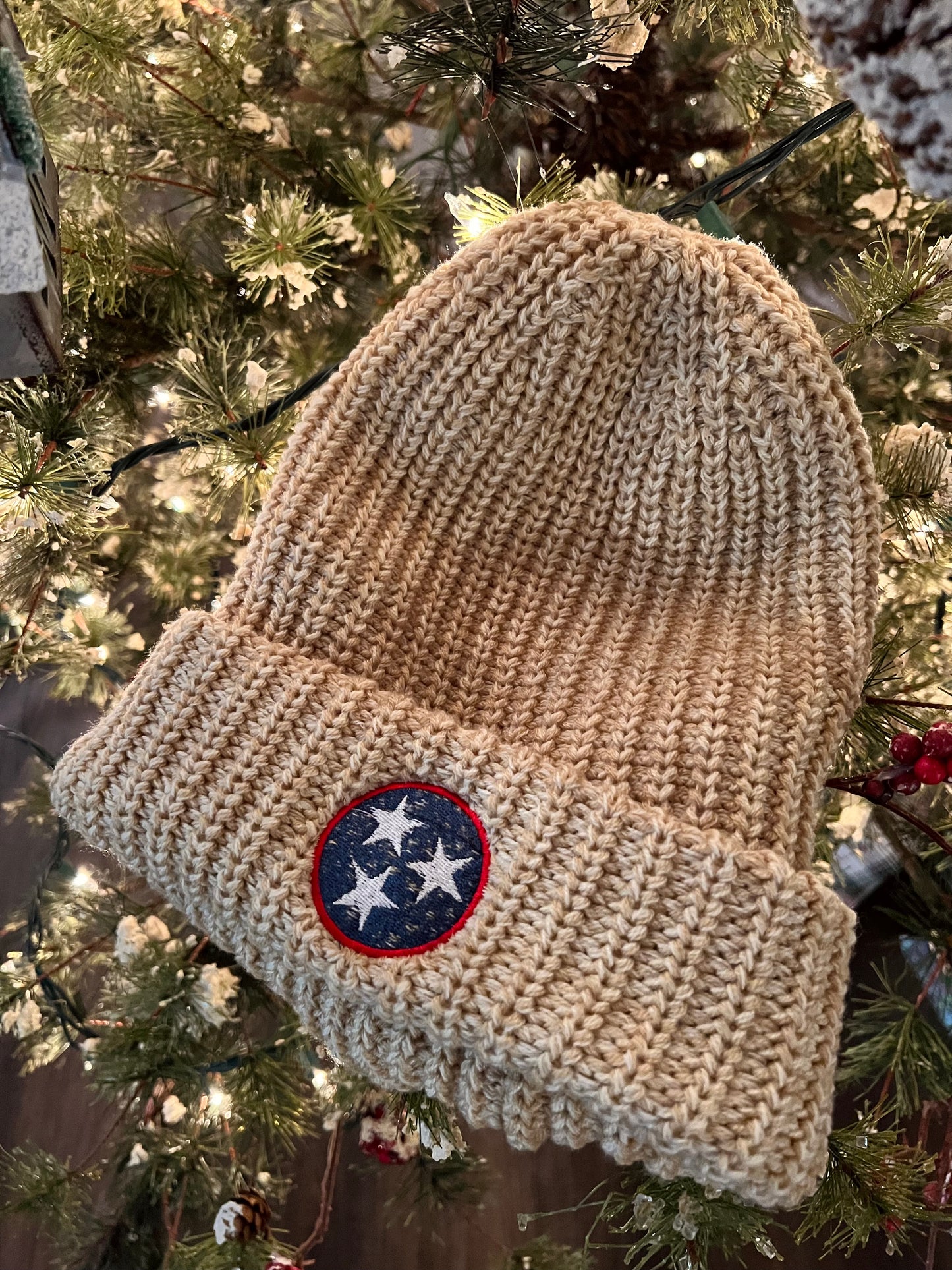 TN Star Chunky Knit Beanie